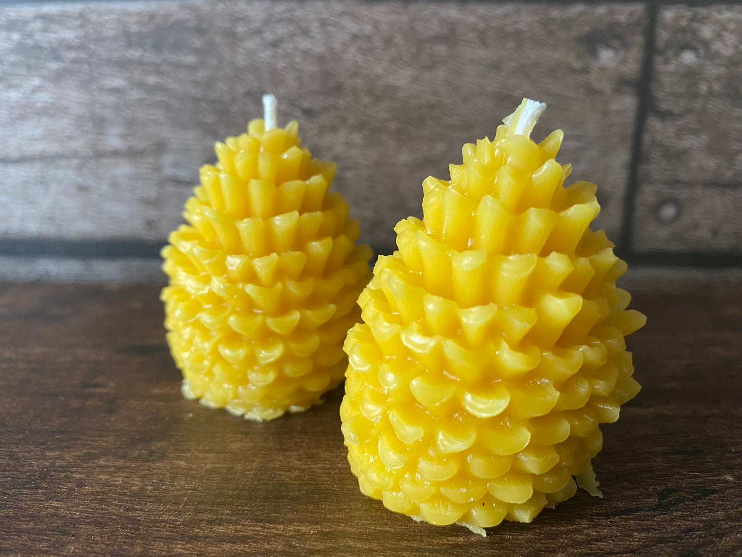 100% Pure Beeswax (2 X Pine Cone) Free Postage