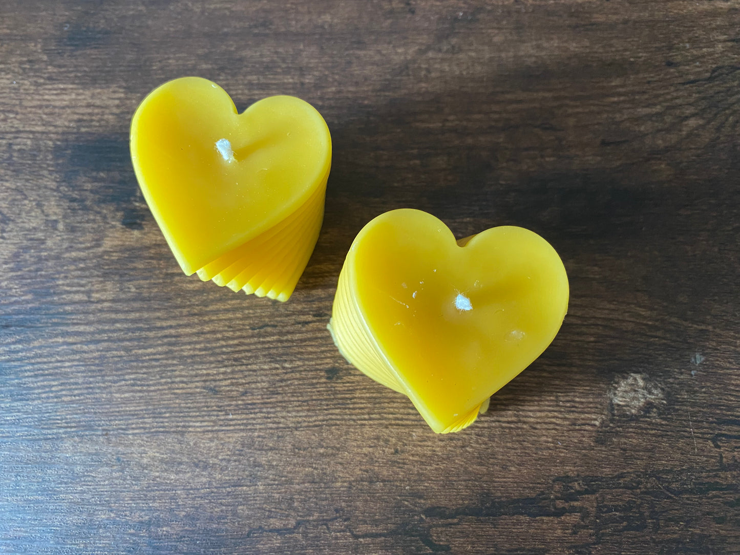 100% Pure Beeswax Candle (2x Love Hearts)  Free Postage